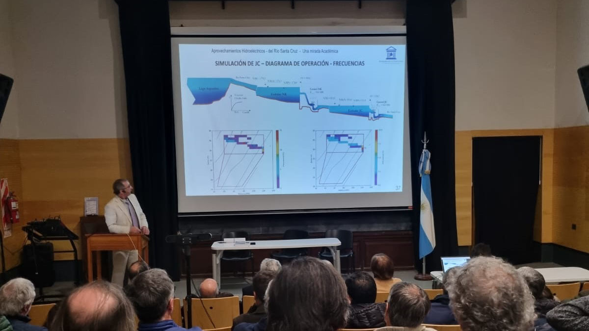 Acto de incorporación de un miembro del ClIAAA a la Academia de la Ingeniería de la Pcia. de Bs. As. Acto de incorporación de un miembro del ClIAAA a la Academia de la Ingeniería de la Pcia. de Bs. As.