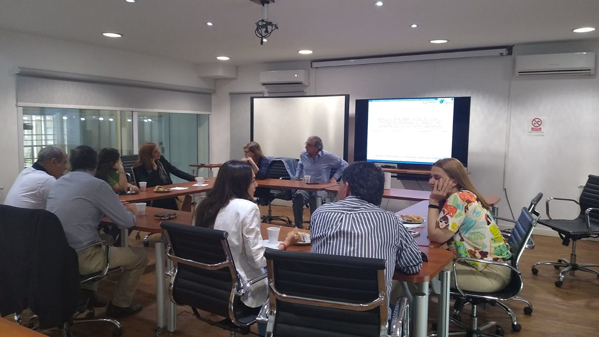 Visita de la Prof. Dra. Leonor Rodríguez Sinobas, coordinadora de la Comunidad UPMWater de la Universidad Politécnica de Madrid. Visita de la Prof. Dra. Leonor Rodríguez Sinobas, coordinadora de la Comunidad UPMWater de la Universidad Politécnica de Madrid.